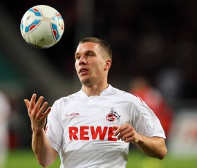 开云体育APP下载-凯尔特人力克热火，浓眉哥惊艳四座，一场定义季后赛格局的传奇对决