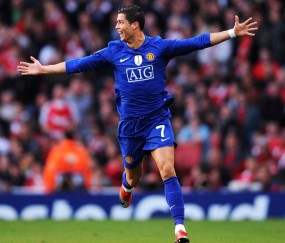 开云体育中国官网-永恒之城的铁血征服，罗马以范戴克式荣耀终结巴萨王朝