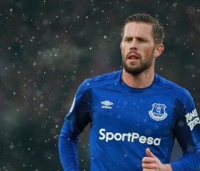 开云下载-当传奇不再，阿斯顿马丁的颠覆与维斯塔潘的孤勇