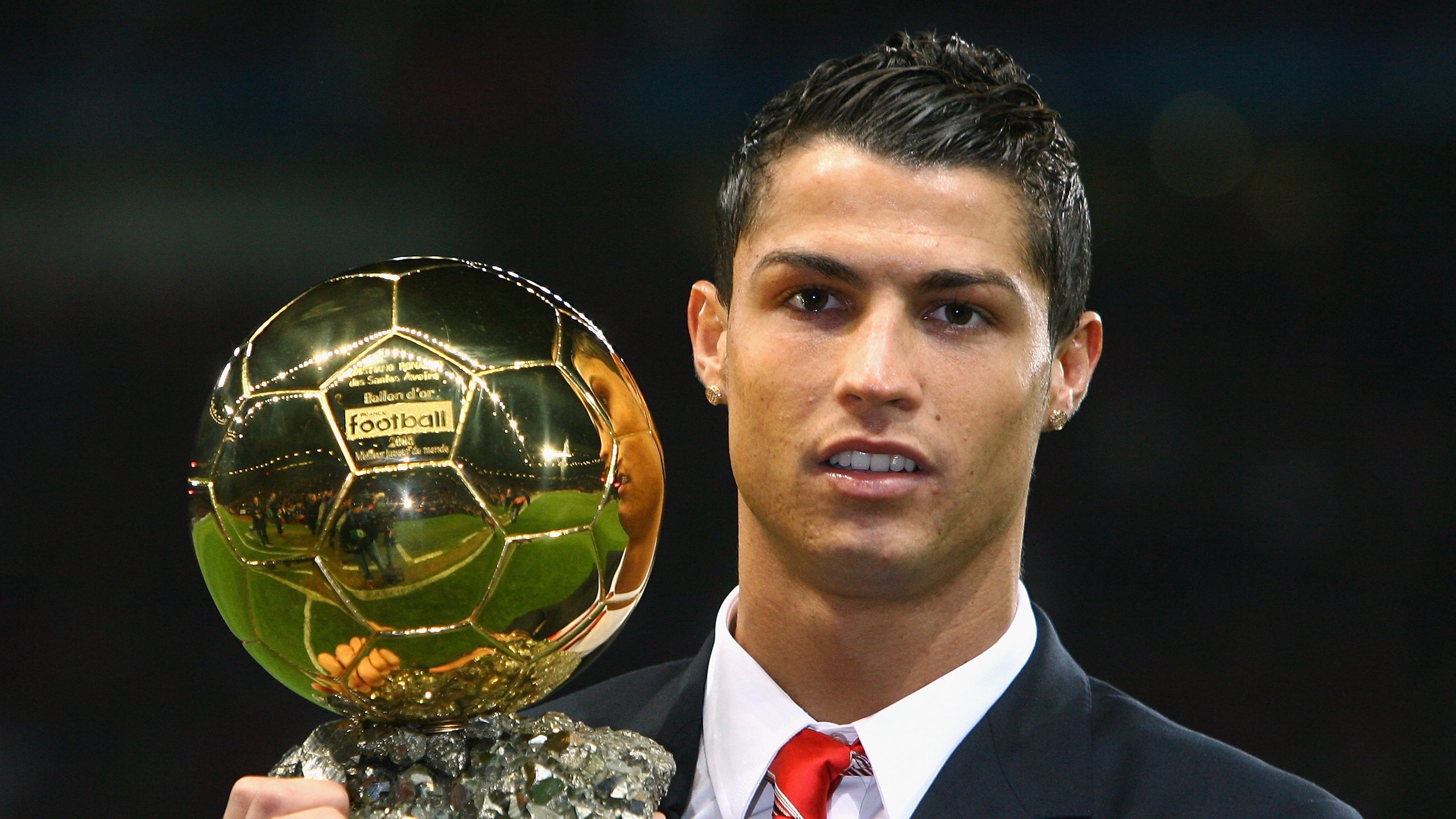 赛道奇迹，塞恩斯刷新纪录，梅赛德斯绝地翻盘哈斯车队