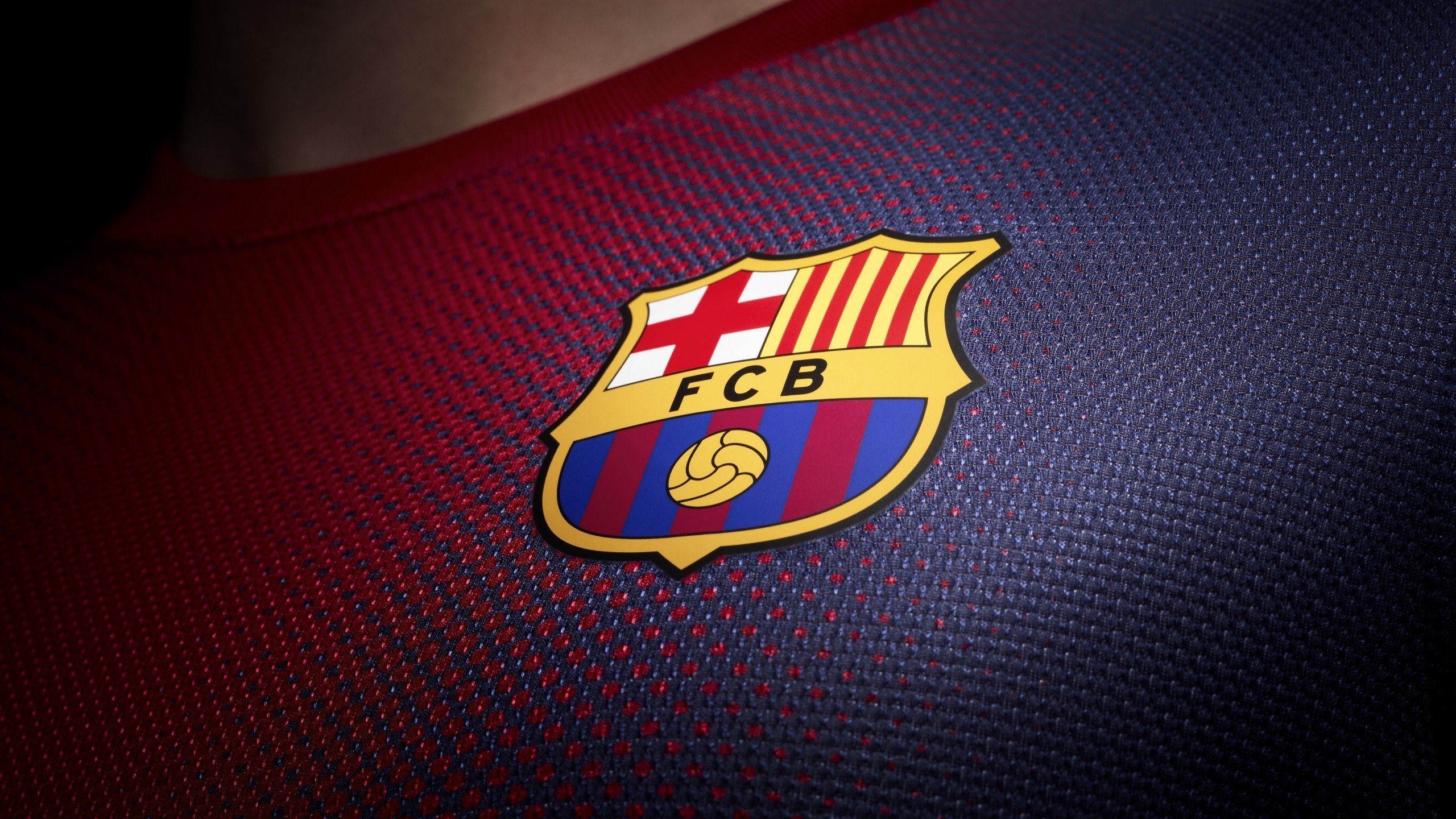 孤勇者的唯一时刻，瑞典队轻取英格兰队，王皓点燃赛场